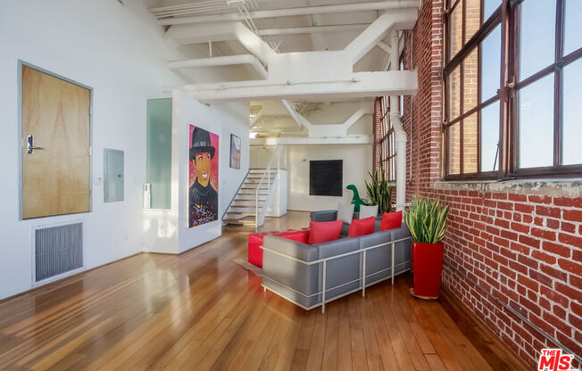 1 bed, 1.8 baths, 2,603 sqft, $9,500, Unit PH 9