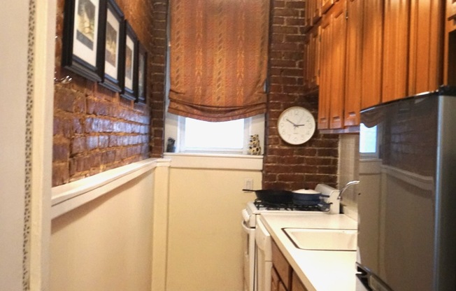 30 E 95 ST