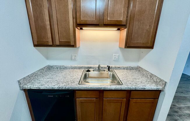 1 bed, 1 bath, 700 sqft, $1,095, Unit #206
