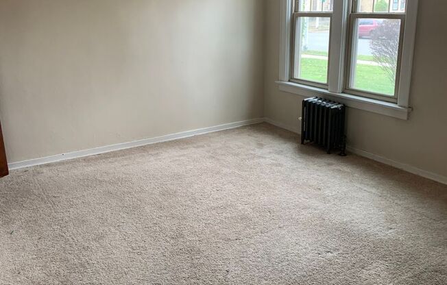 2 beds, 1 bath, 650 sqft, $1,195, Unit 298-3
