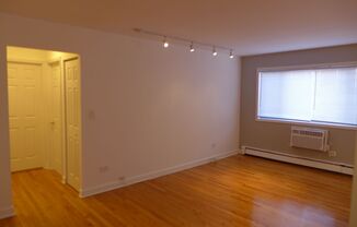 1 bed, 1 bath, 700 sqft, $1,695, Unit 515