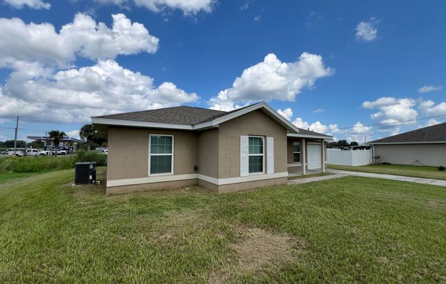 3 beds, 2 baths, $1,545