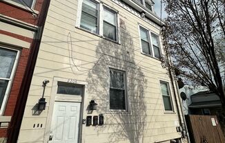2208 Victor St.