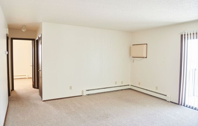 2 beds, 1 bath, 1,000 sqft, $1,000, Unit Unit 3