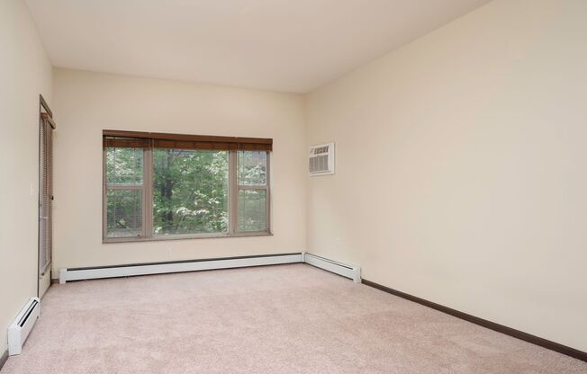 1 bed, 1 bath, 928 sqft, $1,775, Unit 112