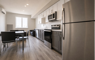 2 beds, 2 baths, 930 sqft, $5,404, Unit 803