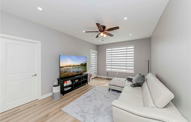 2 beds, 2 baths, 1,042 sqft, $3,600, Unit 321