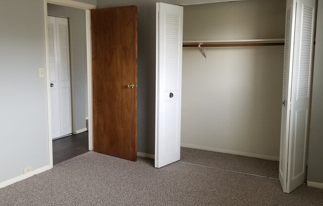 1 bed, 1 bath, 750 sqft, $825, Unit 69