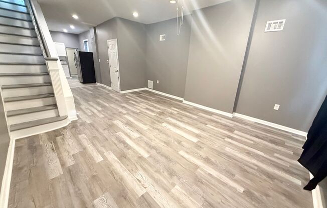 Beautiful 3-Bedroom Townhouse in Port Richmond! Available NOW!