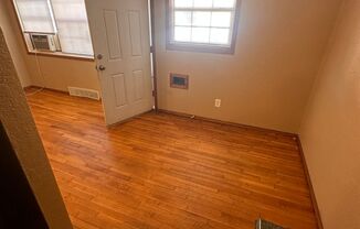 1 bed, 1 bath, $550, Unit 1508 C