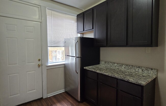 3749 W Sunnyside Ave