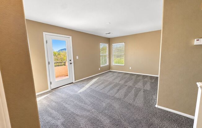 3 beds, 2.5 baths, $2,250