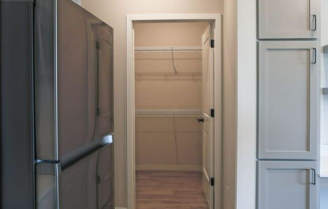 1 bed, 1 bath, 738 sqft, $1,600, Unit 209