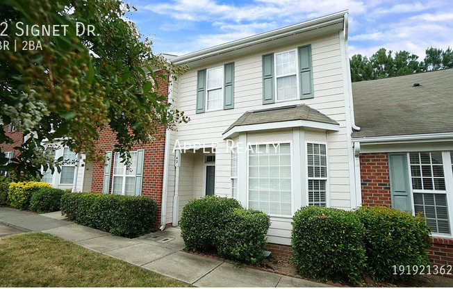 42 SIGNET DR
