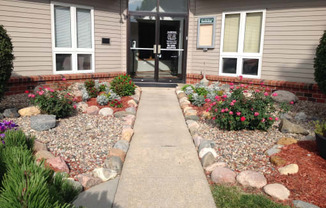 Welcome to Muirfield Apartments