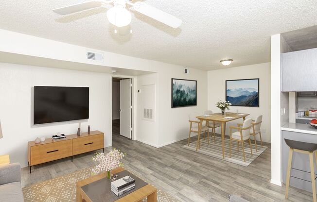 1 bed, 1 bath, 730 sqft, $999, Unit 233