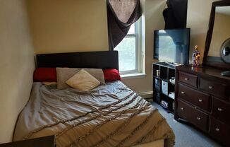 1 bed, 1 bath, $1,295