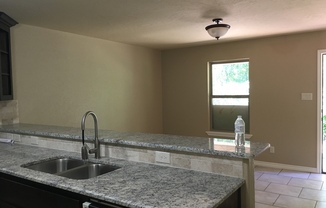 3 beds, 2 baths, $1,450