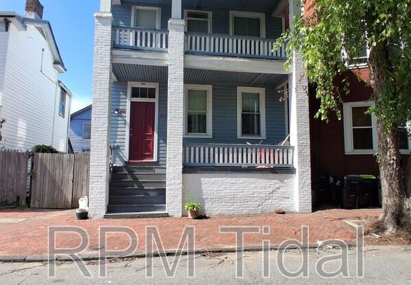 424 LONDON ST