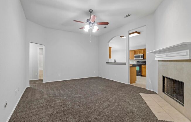 Beautiful 4 Bedroom Home For Lease in Princeton !