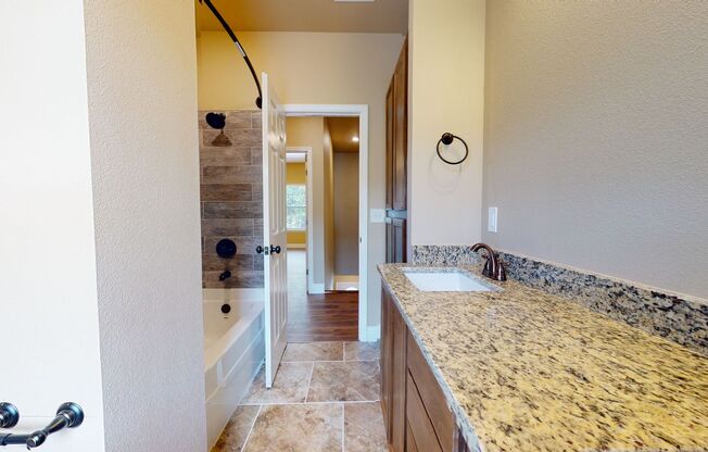 3 beds, 2.5 baths, 1,500 sqft, $1,495, Unit 369 N Nature Ln, Unit 3