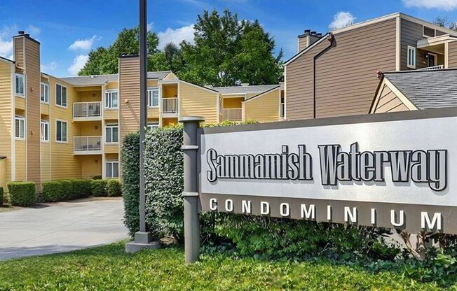 Sammamish Waterway 1 Bedroom + Den 1 BA Condo $1800.00