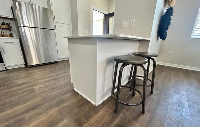 2 beds, 2 baths, 1,188 sqft, $2,095, Unit 10119 S 131st Street Unit 102 B1442 S10