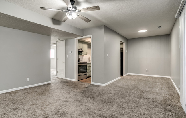 3050 N 58 ST