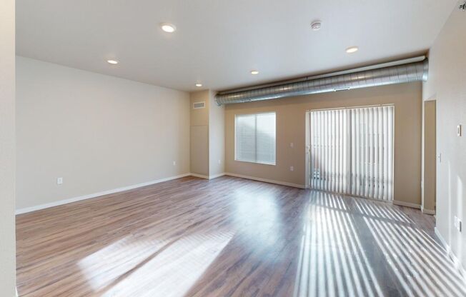 1 bed, 1 bath, 851 sqft, $1,425, Unit 545B-408