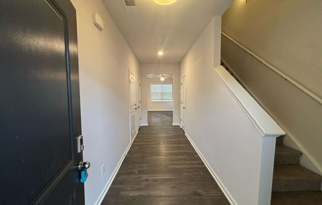 Desirable 3 bed/ 2.5 Bath End Unit Townhome - One Car Attached Garage - Lovely Upgrades - Community Pool