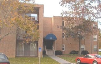 2 Bedroom 1 Bath Condo-