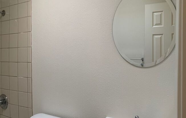 Hollywood Villa Apts.