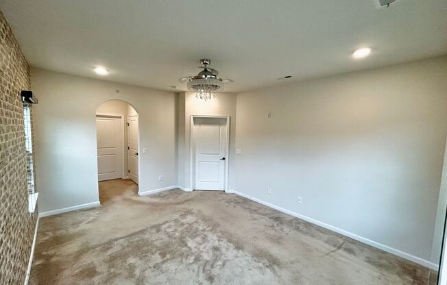 2 beds, 2 baths, $2,750, Unit Unit 401