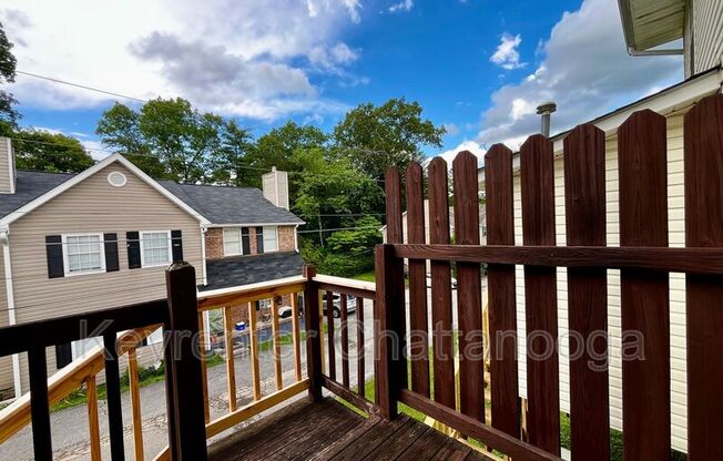 4929 BRIGHTON LN