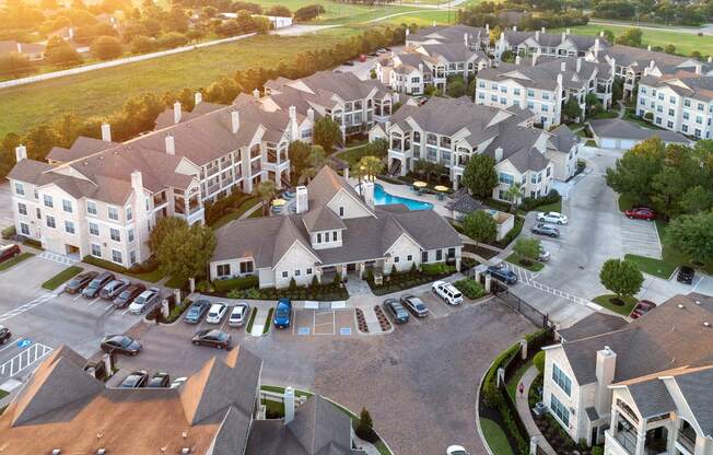 The Retreat at Cinco Ranch aerial view of community