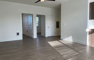 L13609 --  Avey Court Apartments