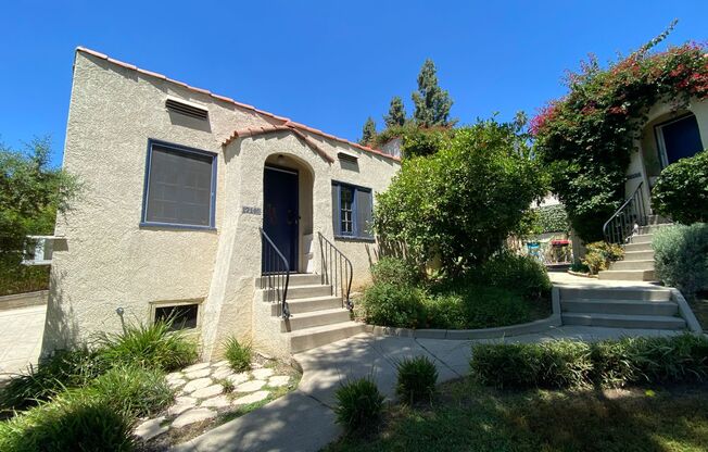 GILLETTE CRESCENT