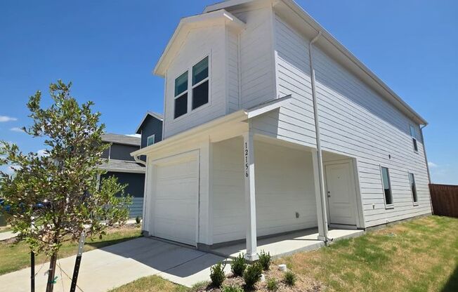 Modern 3-Bed New Construction with 2.5 Baths in Charming Providence Village!