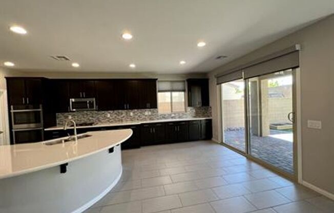 Spectacular NW Home For Rent