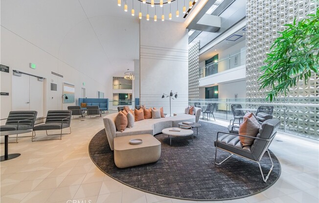 1 bed, 1 bath, 711 sqft, $2,800, Unit 1414