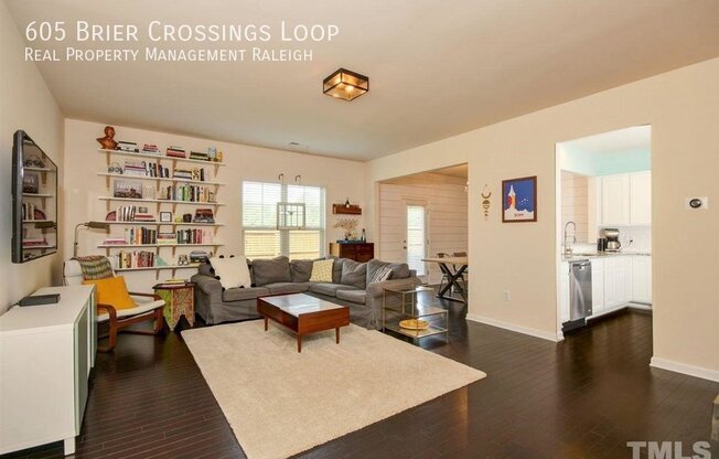 605 BRIER XING LOOP