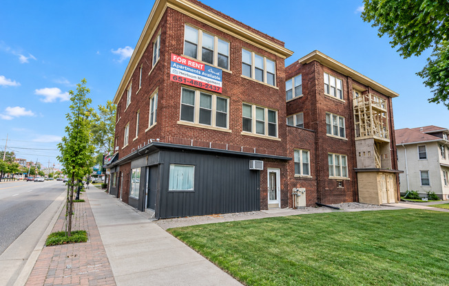 478 Herschel St.