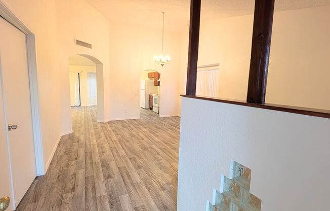 AVAILABLE NOW IN GREAT GILBERT LOCATION WITH NO HOA!!!