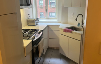 1 bed, 1 bath, 763 sqft, $4,600, Unit 2E