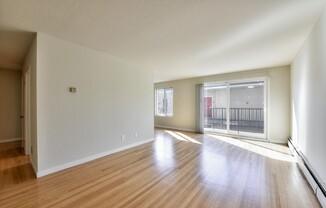 1 bed, 1 bath, $2,995, Unit 108