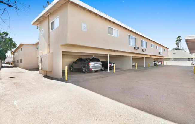 Sandra&#39;s Apartments
