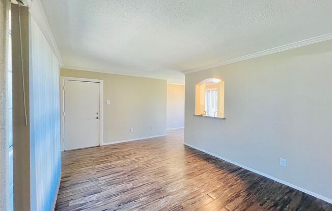 1 bed, 1 bath, 666 sqft, $1,175, Unit 2-208