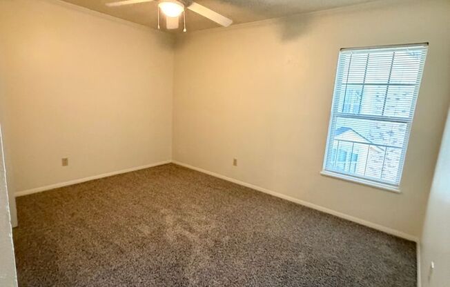 2 beds, 2 baths, 1,202 sqft, $905, Unit 3303