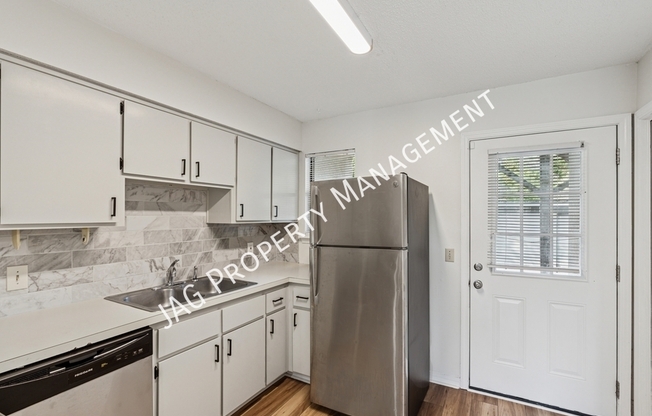 7068 PONCE DE LEON AVE