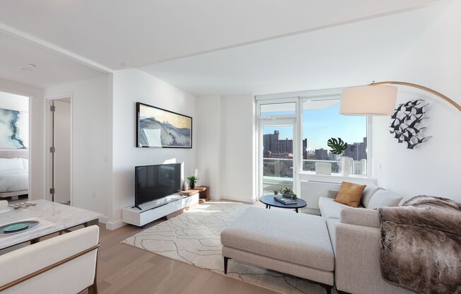 1 bed, 1 bath, $2,888, Unit 16J